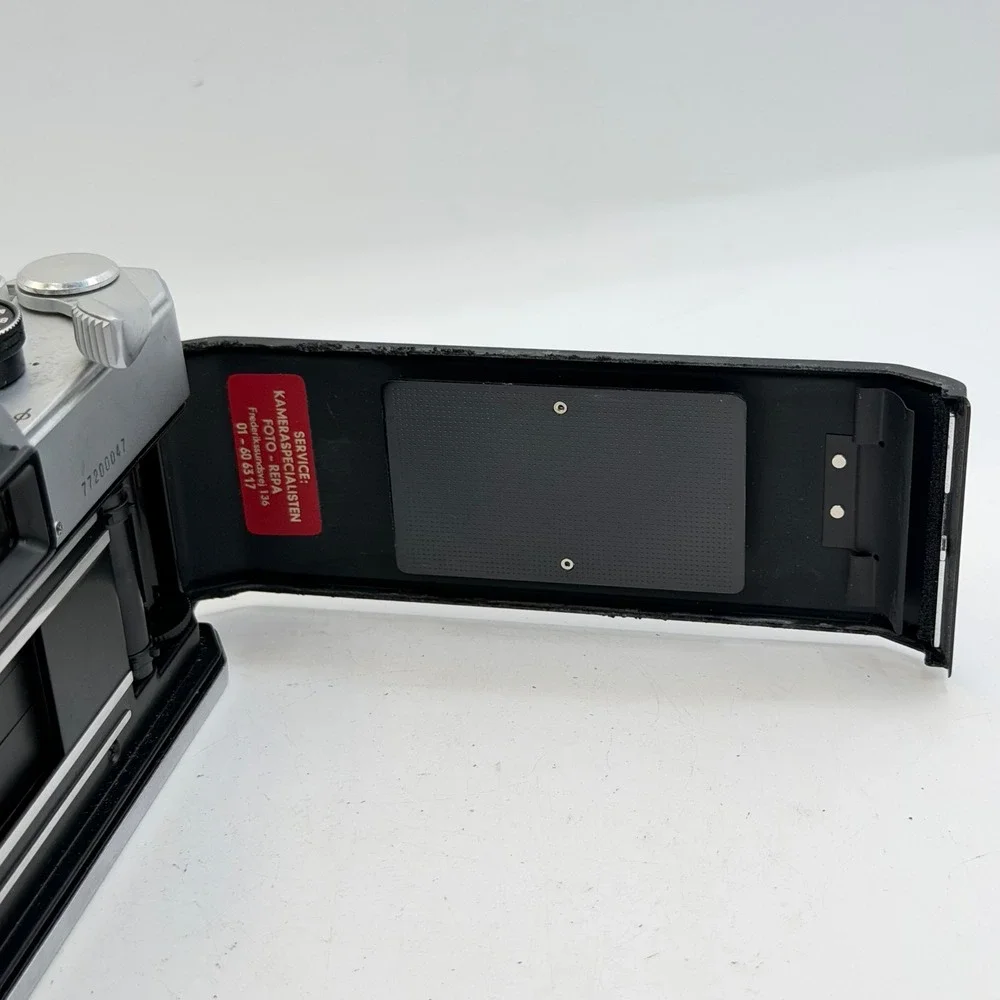 Cosina 4000S 35mm SLR Film Camera with Cosinon Auto 35mm f2.8 Lens Made in Japan